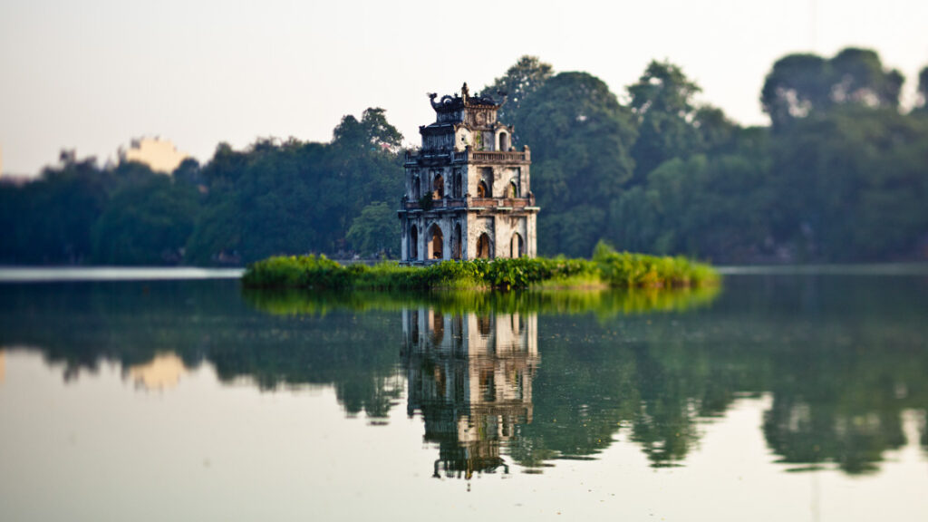 Lago Hoan Kiem ad Hanoi