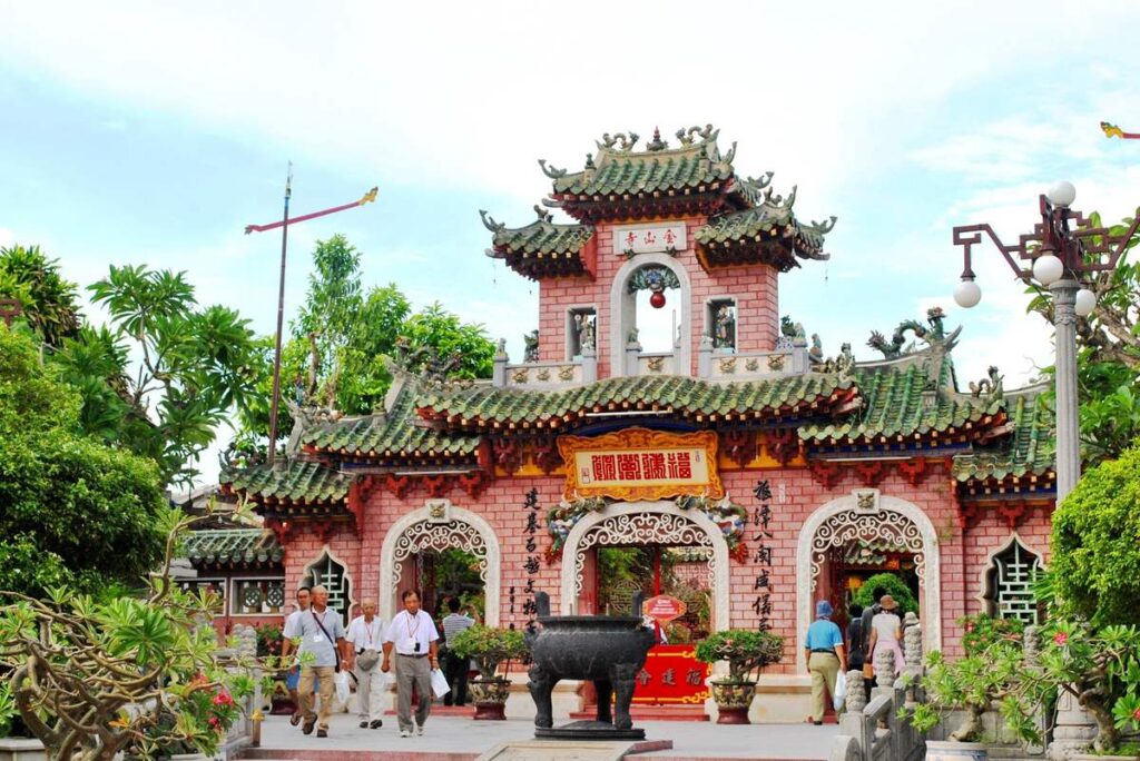Sala della Congregazione del Fujian - Viaggio a Hoi An Vietnam - Giro Asia Travel