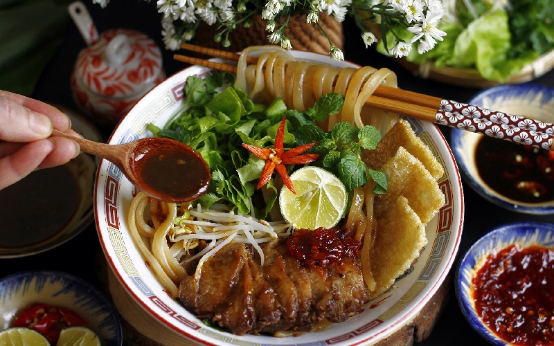 Cao Lau - Viaggio a Hoi An Vietnam - Giro Asia Travel