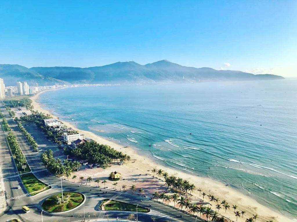 Spiaggia di My Khe - Viaggio a Da Nang Vietnam - Giro Asia Travel