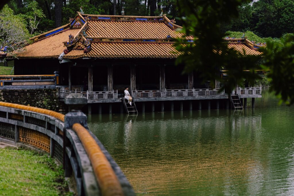 La Tomba di Tu Duc - Viaggio a Hue - Tour in Vietnam - Giro Asia Travel