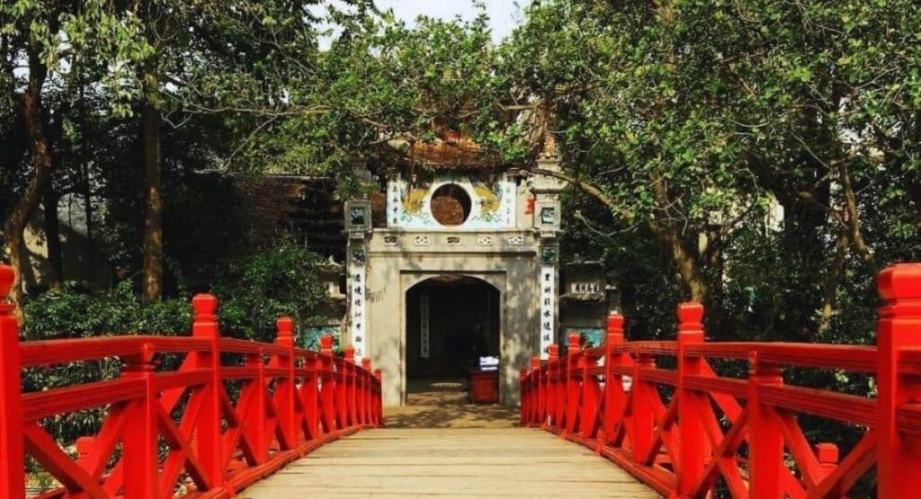 Il tempio di Ngoc Son - Cosa vedere a Hanoi - Giro Asia Travel - Tour in Vietnam
