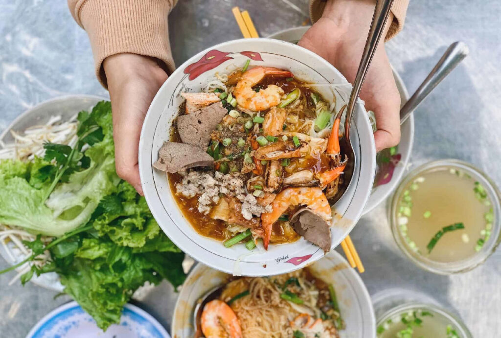 Hủ Tiếu (Zuppa di vermicelli del sud)