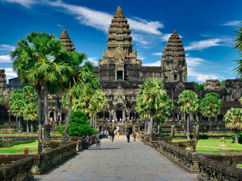 Angkor Wat è una delle meraviglie architettoniche del mondo, un luogo che custodisce ancora molti misteri in attesa di essere svelati. Foto: Paul Szewczyk